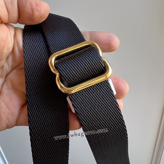 Burberry專門店新款圓餅小格紋橢圓形小包 巴寶莉雙面可用不同圖案女士小斜挎包 yxb1023